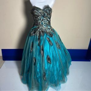 Sherri Hill blue peacock Ball Gown with tulle size 6